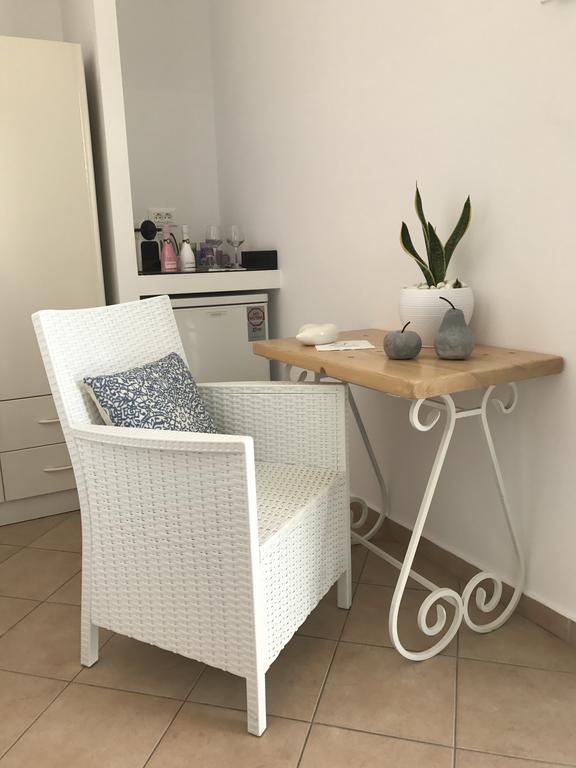 Yanna Asteri Suites Ornos  Exteriér fotografie