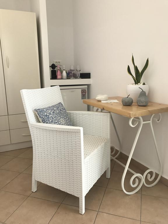 Yanna Asteri Suites Ornos  Exteriér fotografie